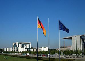 Berlin 28.08.- 02.09.2005 - Blick auf das Kanzleramt am 29.08.2005 (001)