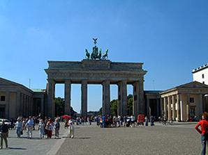 Berlin 28.08.- 02.09.2005 - Brandenburger Tor am 29.08.2005 (002)