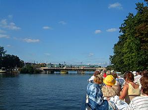 Berlin 28.08.- 02.09.2005 - Stadtrundfahrt auf der Spree am 30.08.2005 (009)