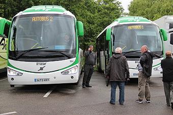 Hondarribia / Irn 21.- 25.05.2015 - Abfahrt der Busse zur ola Sagardotegia am 23.05.2015 (001)