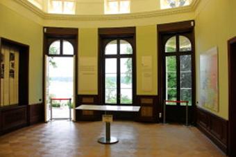 Berlin 26.- 30.05.2016 - Anreise Manfred, Manuela, Daniel, Peter und Maria Berlin Wannsee Haus der Wannsee-Konferenz Gedenk- und Bildungssttte am 25.05.2016 (003)